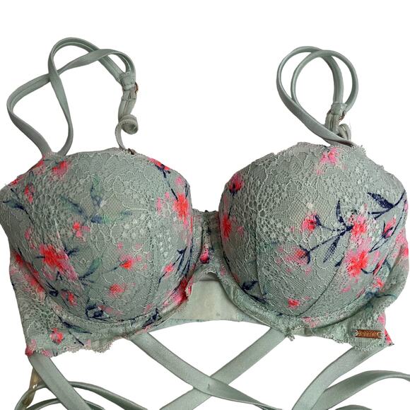 Victoria’s Secret PINK LIMITED EDITION The Date Wrap Push-Up Bra Size 32D - Picture 2 of 9